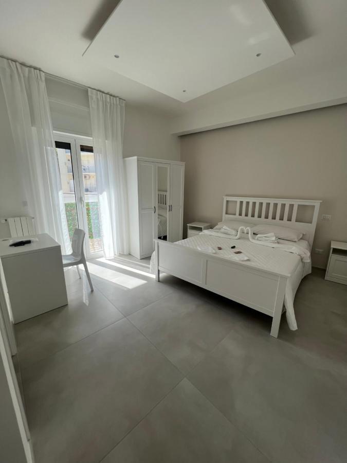 Campione 5 Apartment Bari Bagian luar foto