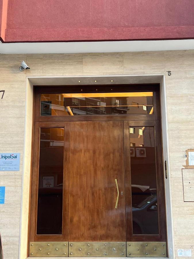 Campione 5 Apartment Bari Bagian luar foto