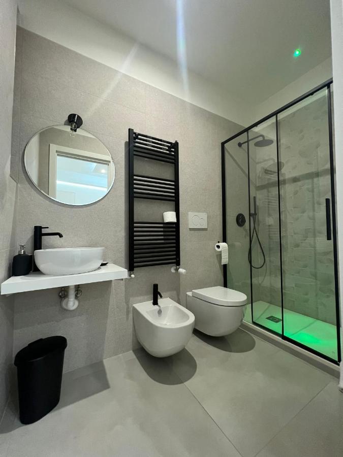 Campione 5 Apartment Bari Bagian luar foto